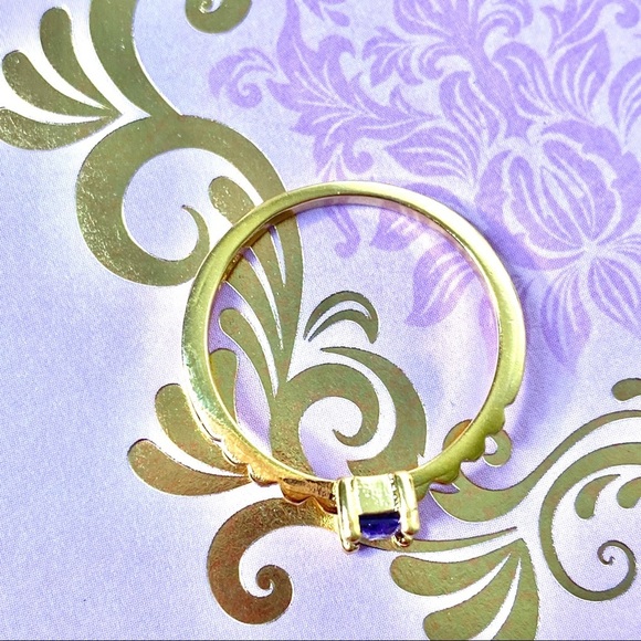 Royal Baguette Purple Crystal Thin Gold Notch Ring - Picture 5 of 5